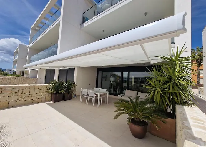 Prime Spanish Holidays - Marina Bay Apartment